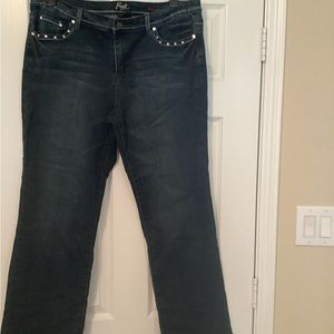 Earl jeans in excellent condition.  Detail on back pockets.  Slightly boot cut.